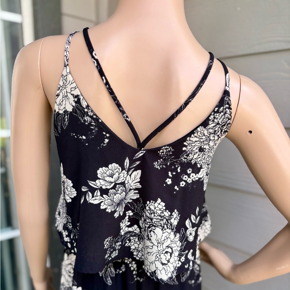 Monteau Black and Cream Floral Maxi Dress - Picture 6 of 9